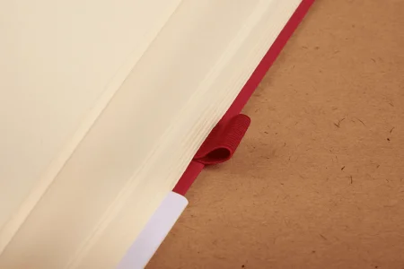 Блокнот для зарисовок SKETCHMARKER 140 г/м2 20 x 20 см 80 л, твердая обложка, Фиолетовый пастельный MP2314705SM